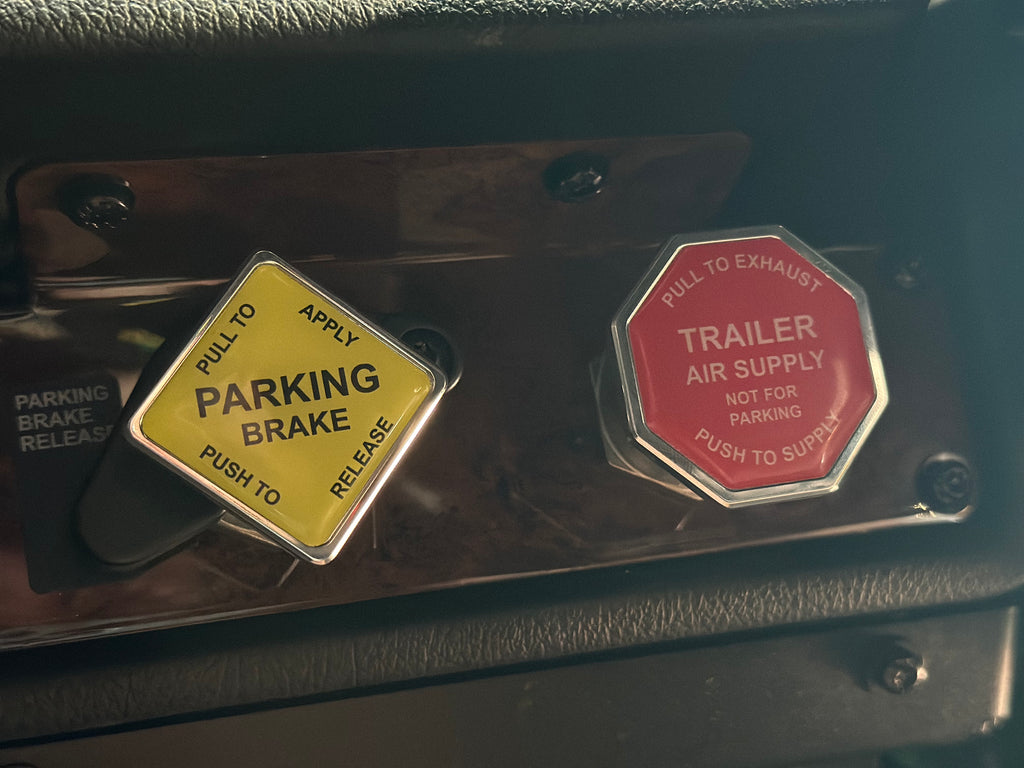 Truck ( Yellow. ) / Trailer ( Red. ) Brake Release Knob Set x2.  ( Roll Pin Style. )